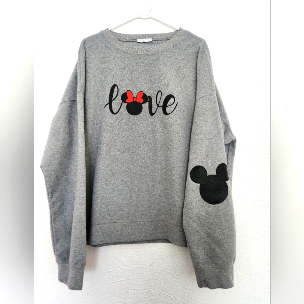 Minnie Mouse "Love" Oversized Sweatshirt XXL